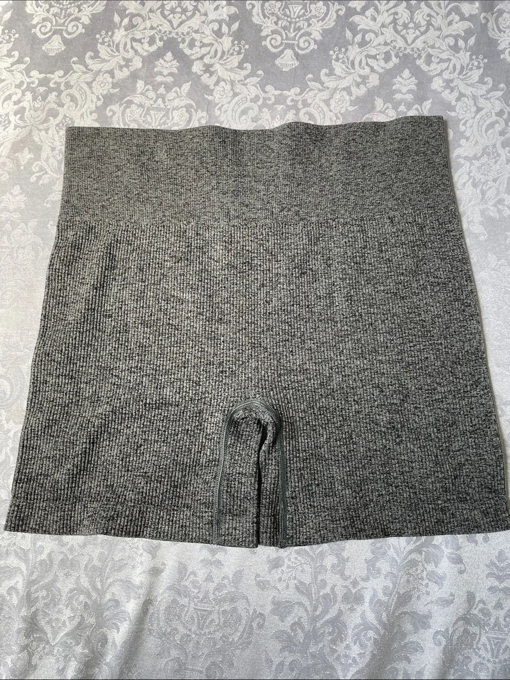 NWT Colsie Womens Ribbed Knit Bike Shorts in Charcoal Gray. Size XL. - Picture 5 of 5